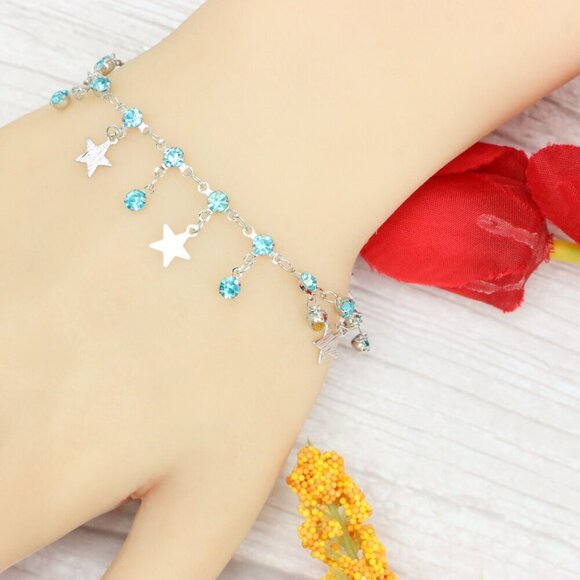 "Trendy Handmade Bracelet – A Thoughtful Gift for Girls & Women | UNVRC1308 - Picture 4 of 10